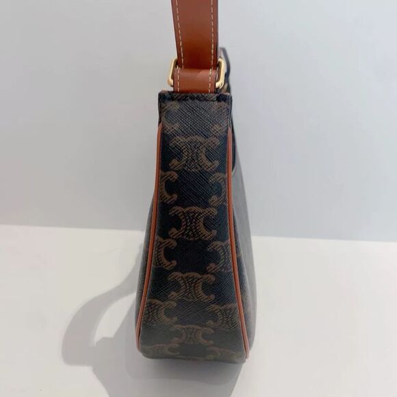 Celine Women Pre-Loved Bag Very Good Condition - Picture 2 of 6